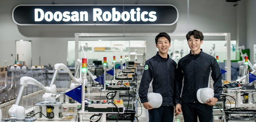 Doosan Robotics Slide Image