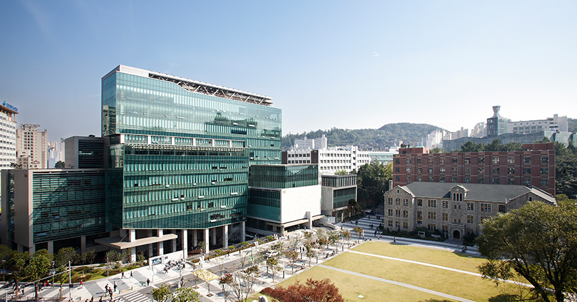 The College of Pharmacy and R&D Center