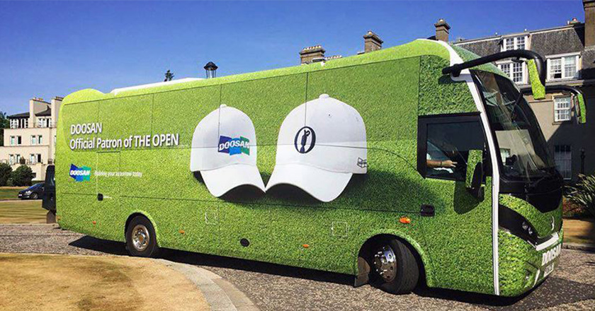 2018년 디 오픈 경기장 밖을 누빈 두산 브랜드 버스